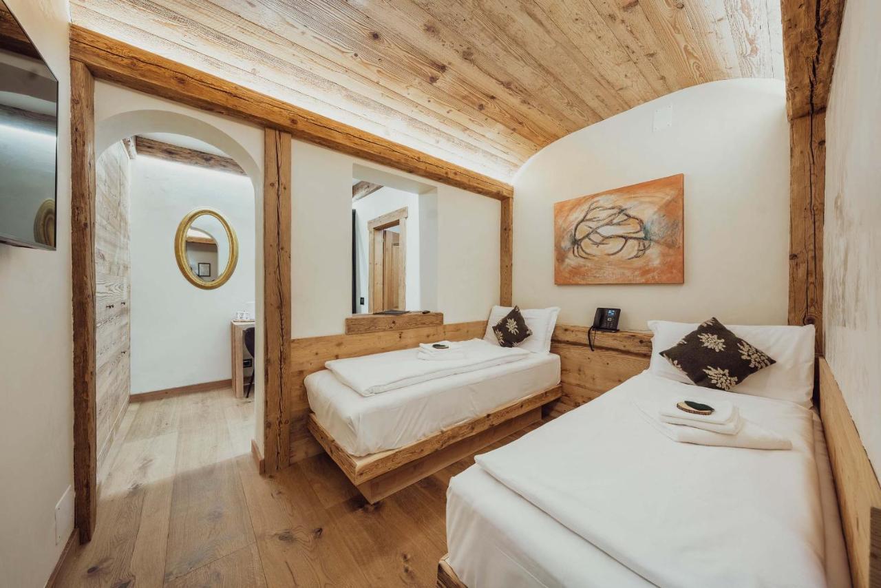 Hotel Ciasa Lorenzi Cortina d'Ampezzo Exterior foto