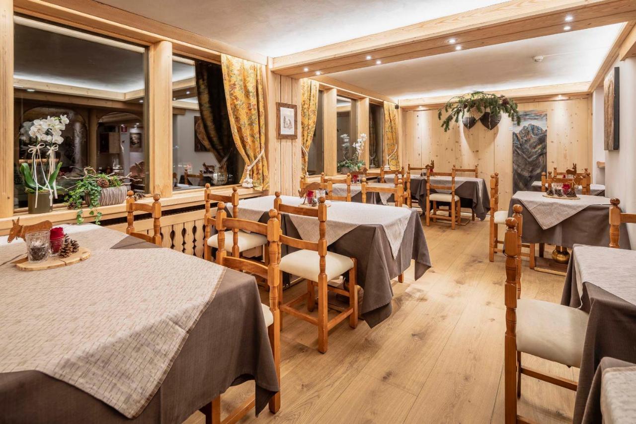 Hotel Ciasa Lorenzi Cortina d'Ampezzo Exterior foto